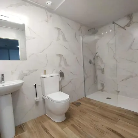 Arenales Terrace Refugee New With Pool And Gym Apartment *