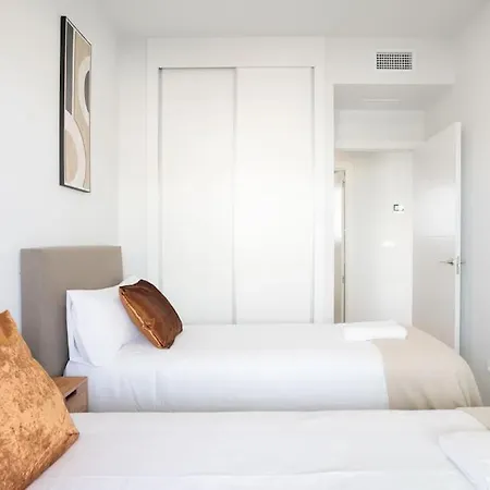 Arenales Terrace Refugee New With Pool And Gym Apartment Arenales del Sol