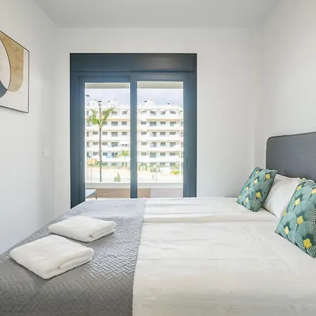 Arenales Terrace Refugee New With Pool And Gym Apartment