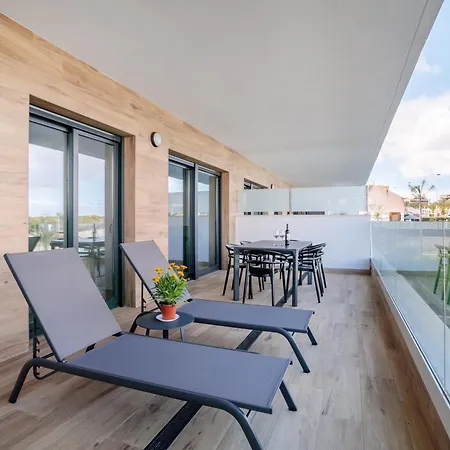 Arenales Terrace Refugee New With Pool And Gym Arenales del Sol