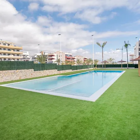 Arenales Terrace Refugee New With Pool And Gym *